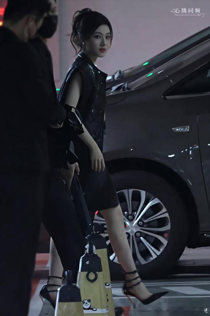 李兰迪找对风格就好漂亮，明艳型美女 