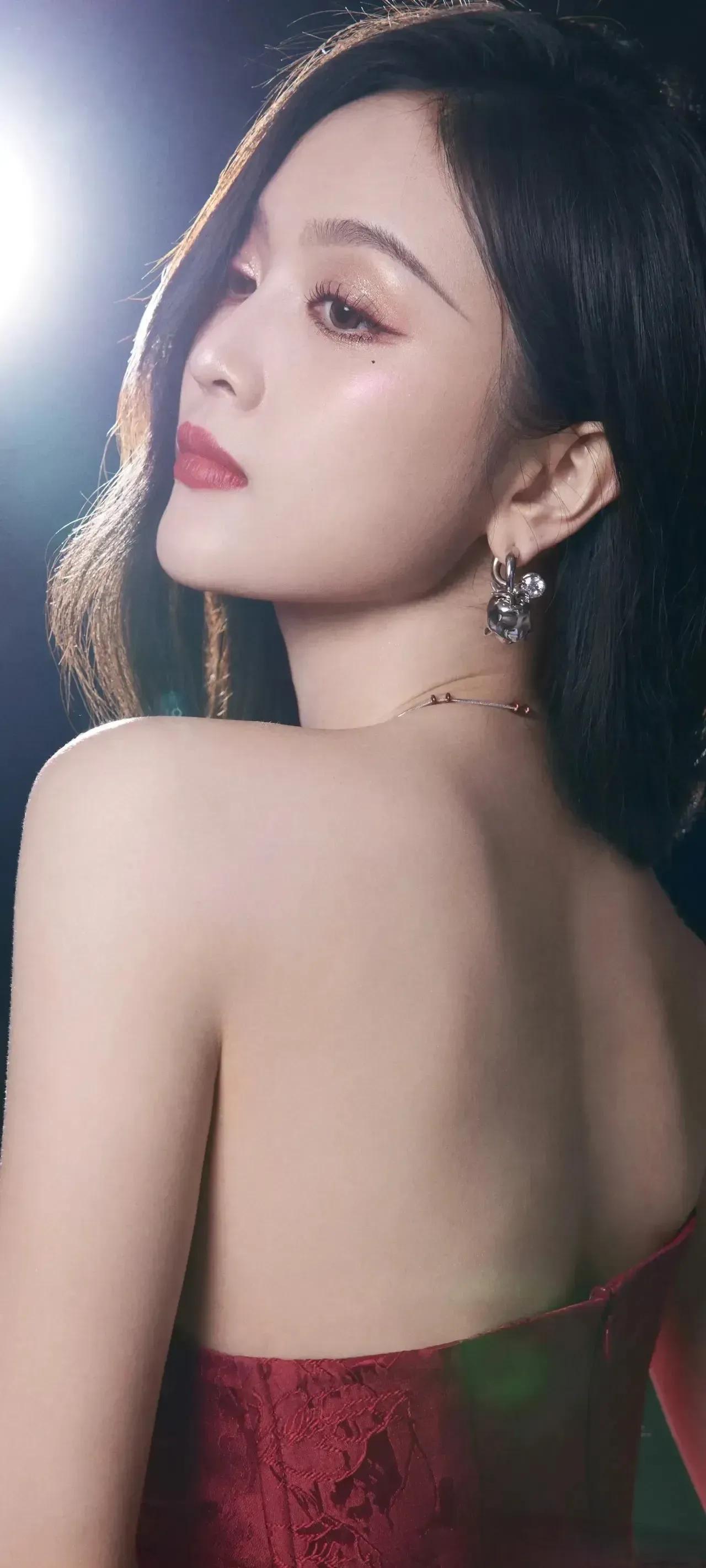 女神的优雅，令人陶醉。