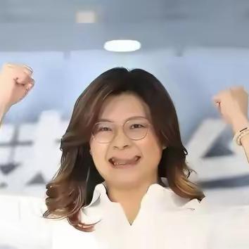 丢掉幻想，准备斗争！国民党已经正式退出了历史舞台的主角席位。郑丽文公开拒绝一国两