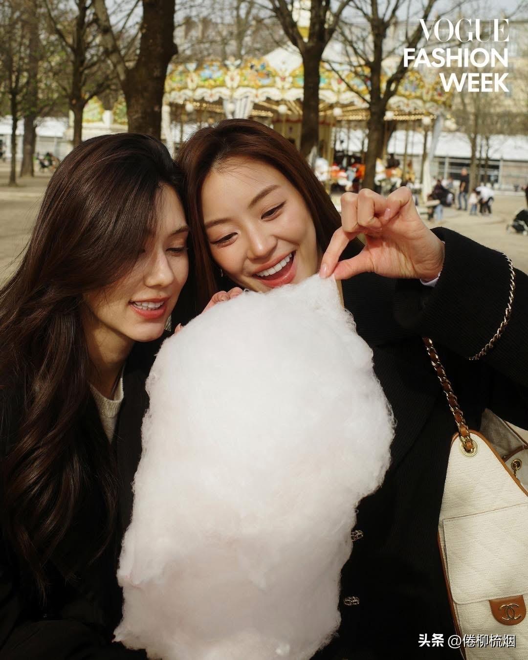 Lena、Miu在巴黎。。[微风][微风]