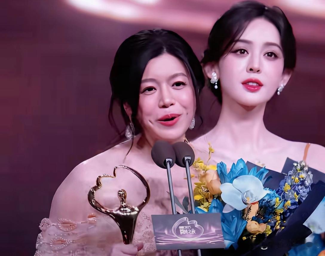 陈妍希肉眼可见的老了。 