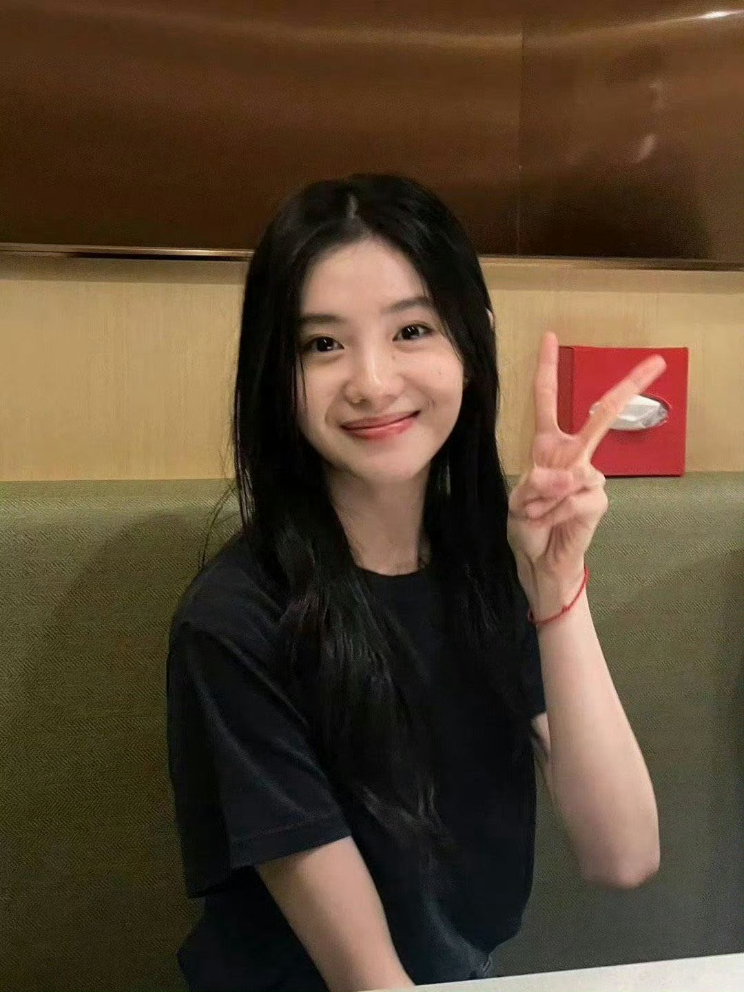 偶遇刘浩存到底什么感觉好灵气温柔的一小只
