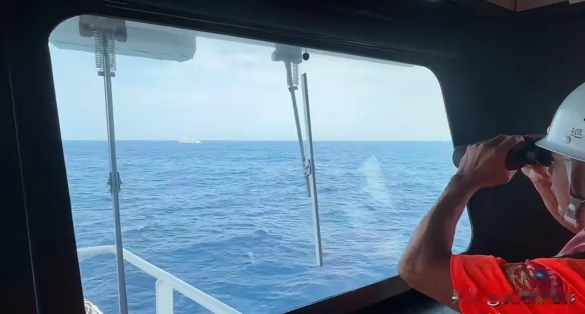 大陆海警船进入东沙 与台海巡对峙中

今天一早，台海巡那边又跳脚了，说大陆海警船