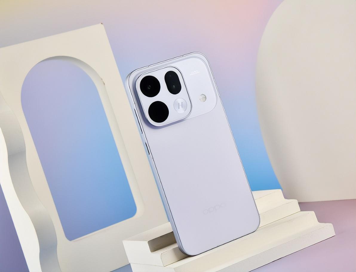 3000元档四台机，四种刀法，没有一台"全都要"。
REDMI K100 Pro