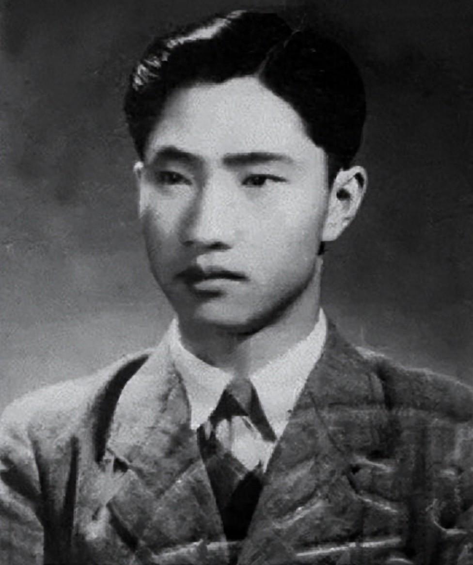 2008年，中央通知去台湾领父亲骨灰，儿子坚定拒绝：他是叛徒

2008年，一封