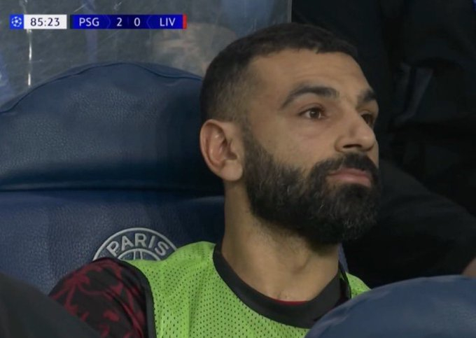 在被要求长时间热身后，穆罕默德·萨拉赫最终对阵巴黎圣日耳曼一分钟未上场。 