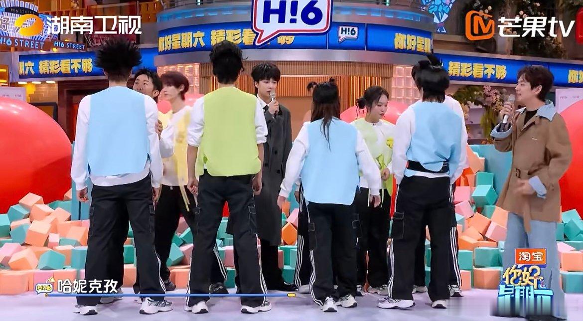 好六限定年末妆造 四位嘉宾解锁年末惊喜妆造！哈妮克孜、马伯骞、颜安、张颜齐各显神