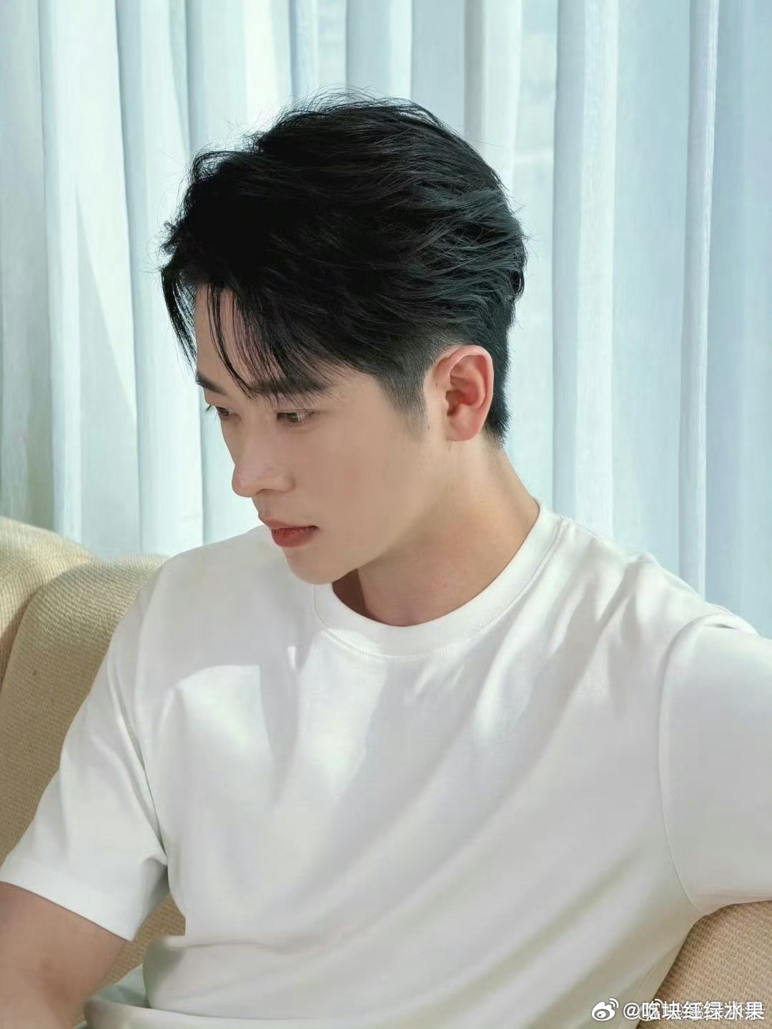 就目前来看 丞磊 卢昱晓谁的发展势头更好 