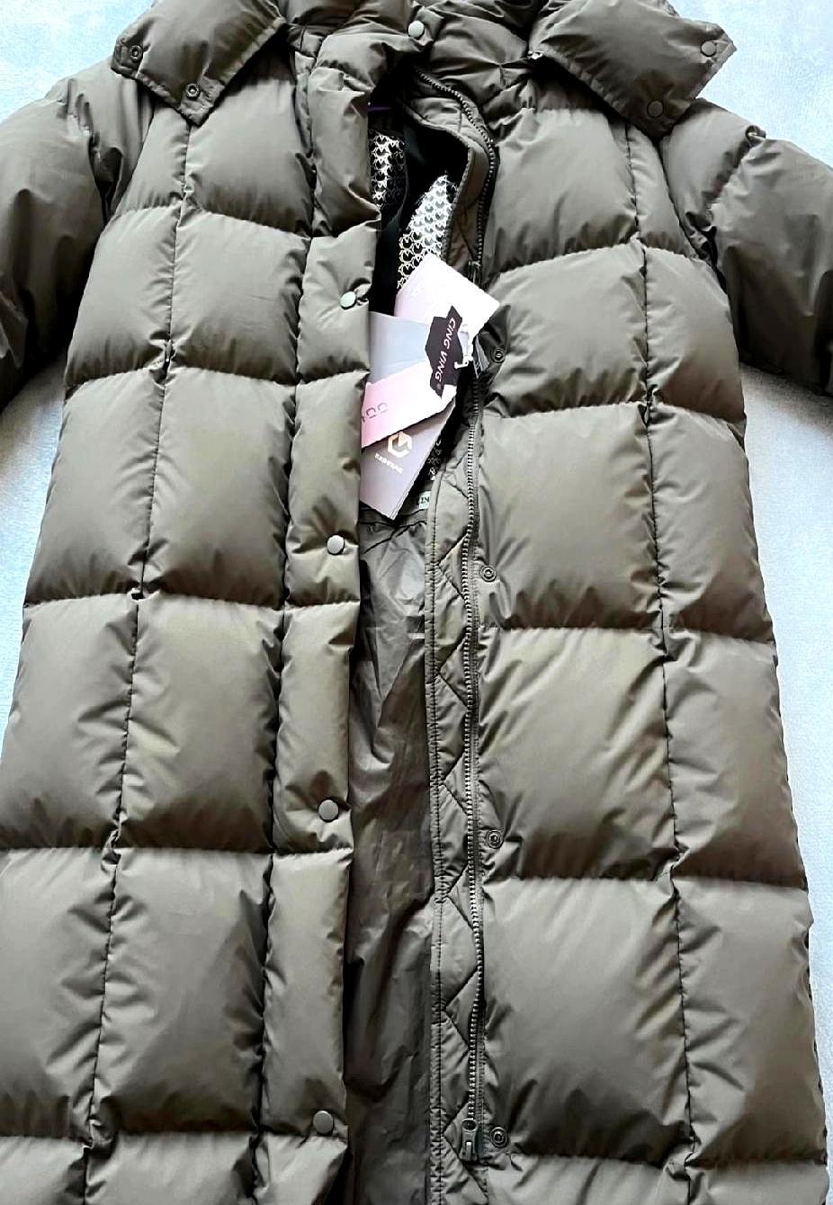 买羽绒服像相亲，试一堆最后才遇到对的。
 
我来回退掉五件，留下凸乆鸟cici。