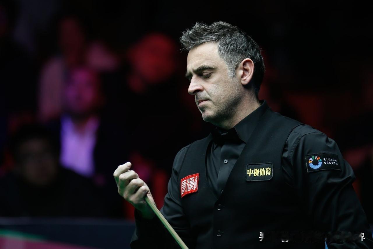 斯诺克世界排名前八的球手全部晋级国际锦标赛32强：

世界第一：贾德·特鲁姆普?