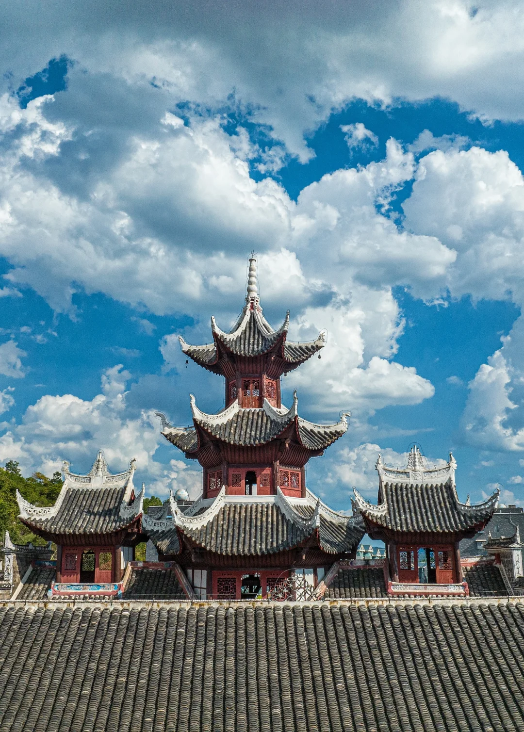 这大概是天宫楼阁的样子吧