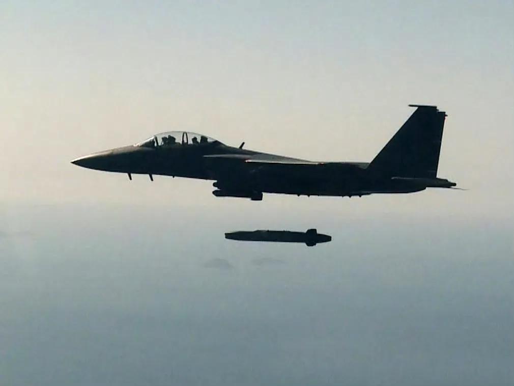韩国7年来首次试射空地大杀器——“金牛座”巡航导弹。

韩国空军在10月11日进