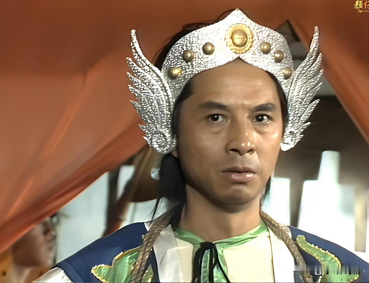 作者加速成长计划崇黑虎，是殷商北伯侯崇侯虎之弟，官拜曹州侯，乃截教弟子出生，他面