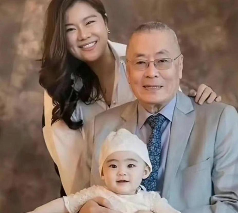 2017年，钢琴大师刘诗昆迎娶了学生孙颖，经过商量，婚后2人没打算要孩子，毕竟刘