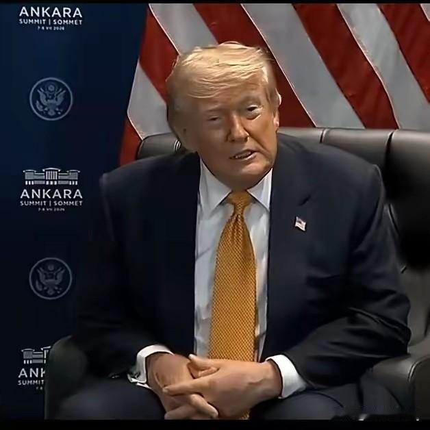 北约峰会上，特朗普“怒喷”日本！
正在北约参加峰会的美国总统特朗普，在与乌克兰总