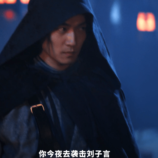 年轻人动脑围观俩五旬老头互殴 老头打戏燃到炸，招招用尽全力，近期最佳燃向片段！长