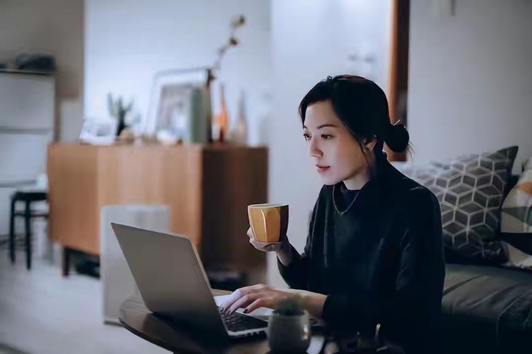 不上班，能多活10年吗？中年人先看上班的4种消耗

世卫组织和国际劳工组织给过一