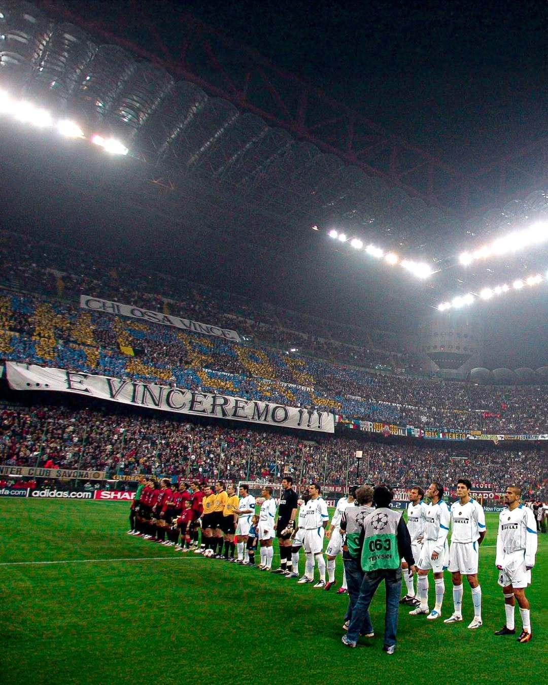 圣西罗灯火下，一场火药味十足的欧冠四分之一决赛——2005年4月6日，AC米兰对