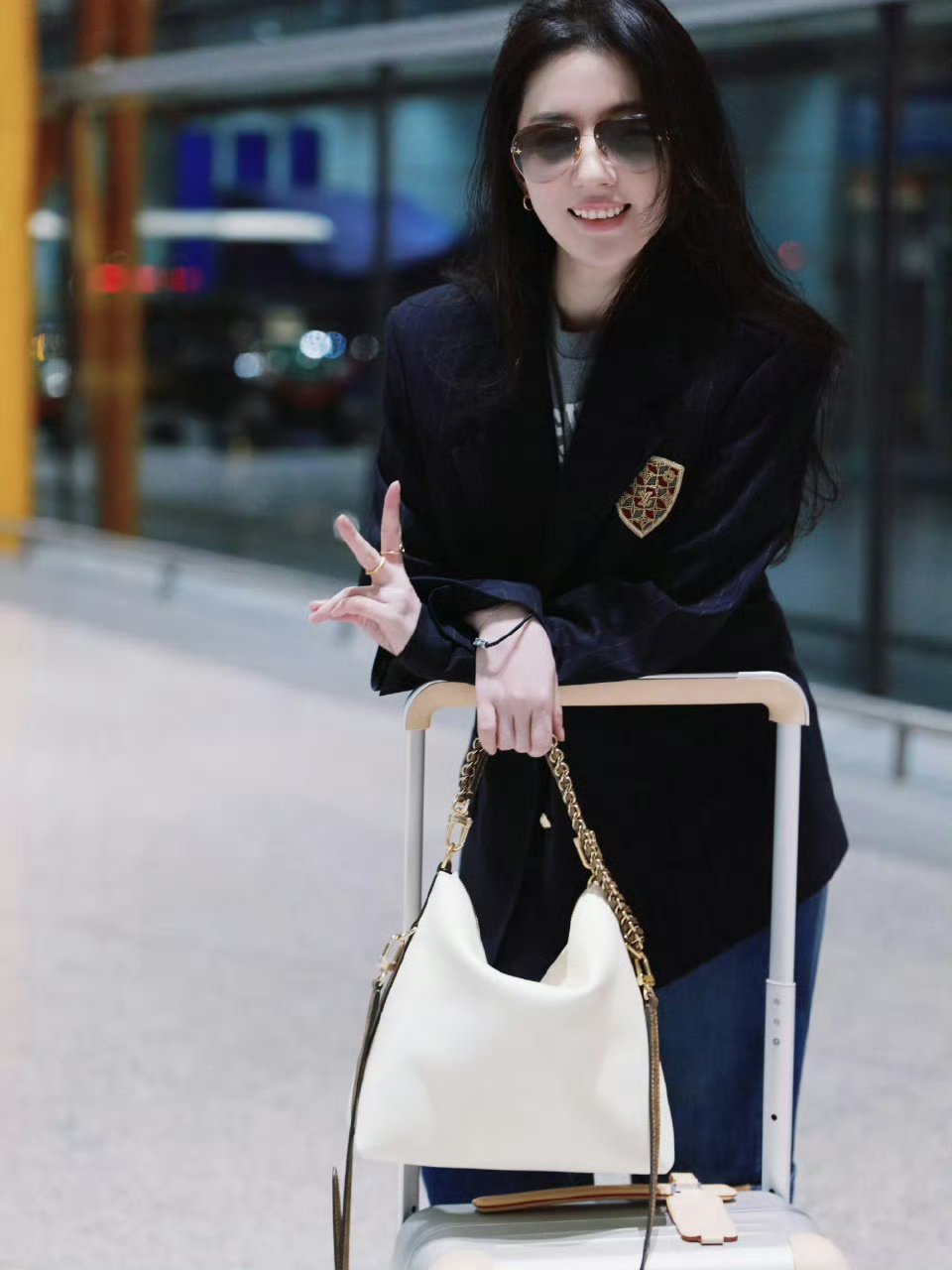 刘亦菲抵达巴黎看秀刘亦菲刘亦菲刘亦菲