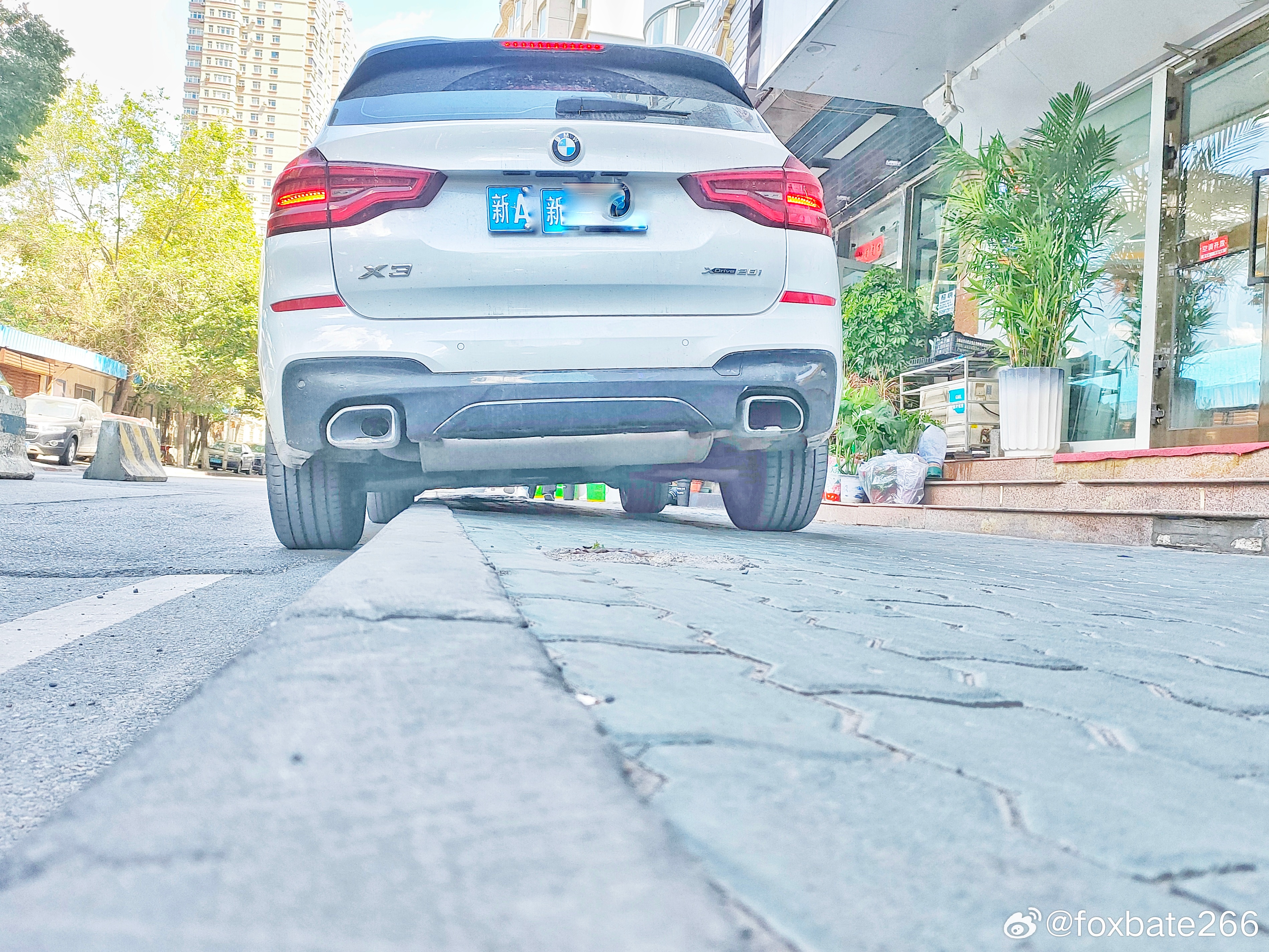bj60不妙停车位