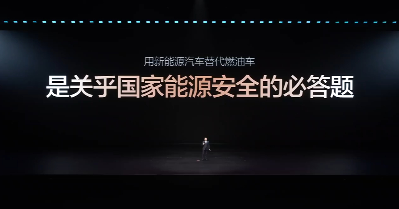 船夫哥直接挑明石油安全了我们国家许多石油经过霍尔木兹海峡，70%的进口燃油，是给
