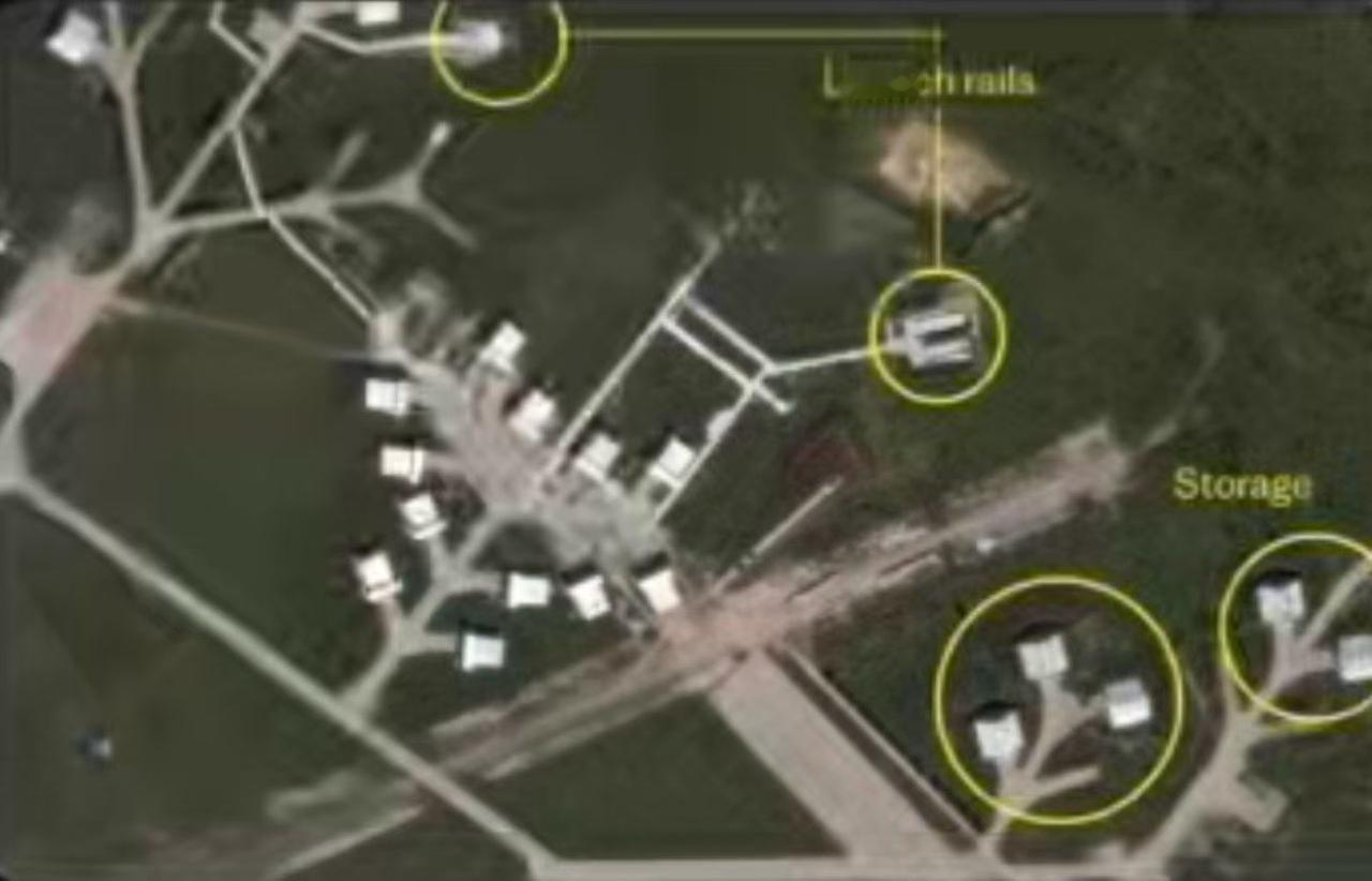 🇷🇺🇧🇾🇺🇦🇵🇱
俄罗斯在其与乌克兰和
白俄罗斯的边境沿线建造了