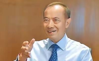 新加坡前外交部长杨荣文，抛出惊人言论：