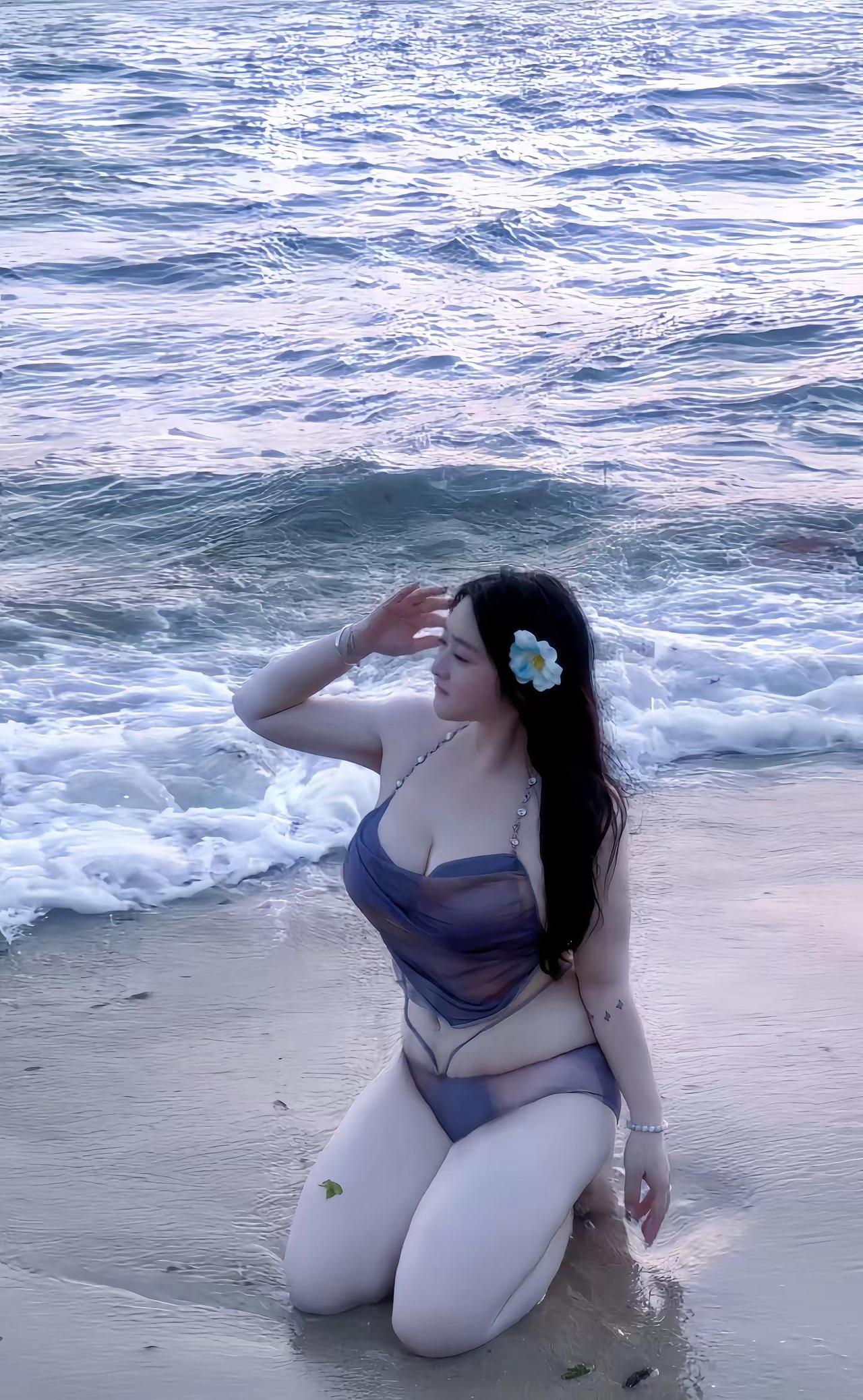 已经开始怀念夏天了海边穿搭无不良引导