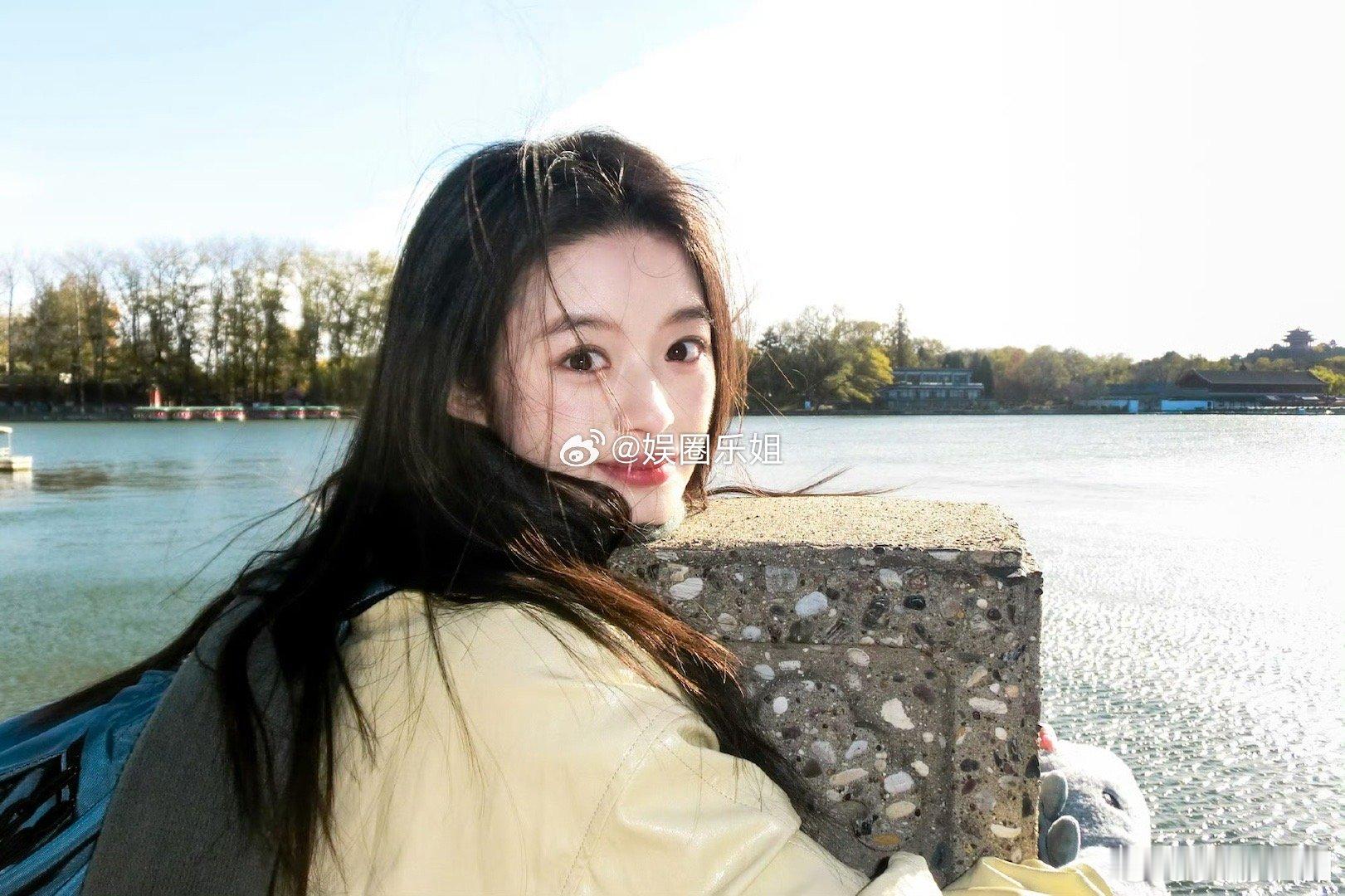 无论是谁，是否有错都不应该由网络来判定，支持小姑娘保护自己！黄杨钿甜起诉B站