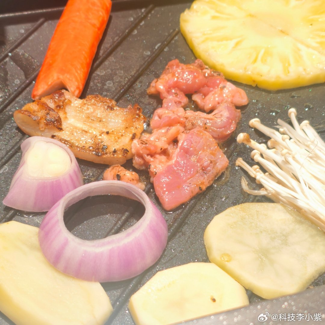 女子断碳水2月确诊糖尿病前期减肥真的不是一件简单事情。吃多了担心身体减不了，吃少