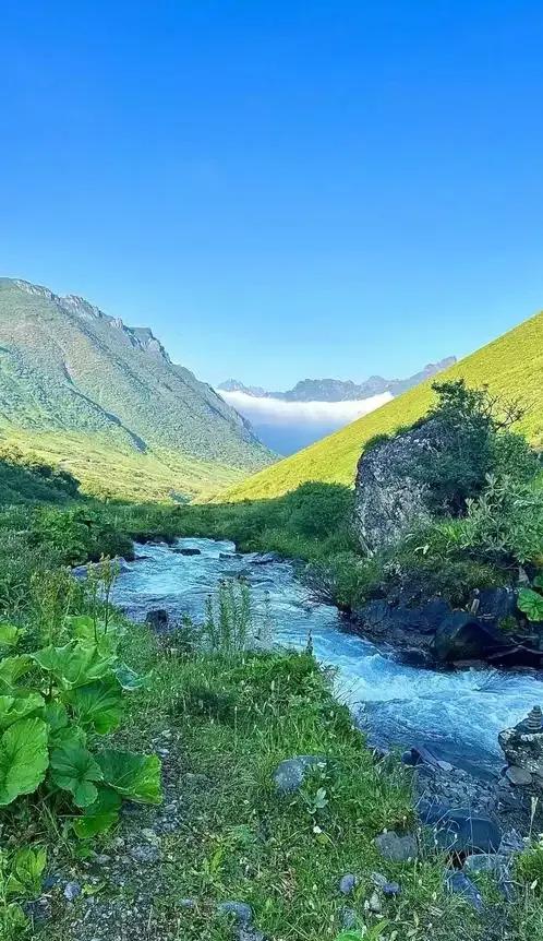 给自己的状态打个分：

身体健康，没有重大疾病，加1分；
每个月的收入至少一半可