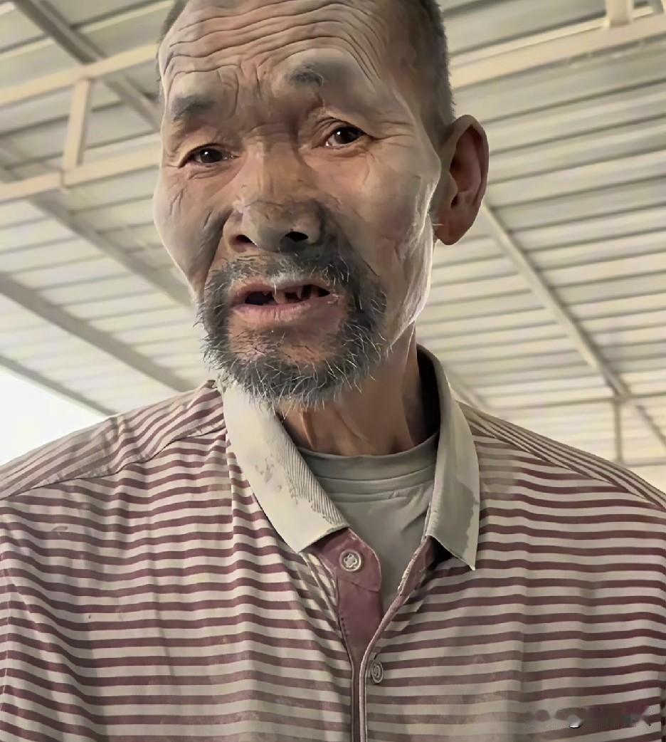 社会太需要上官正义这种好人了，身怀正义良心，顶住压力把河北水泥厂的老人送到了家里