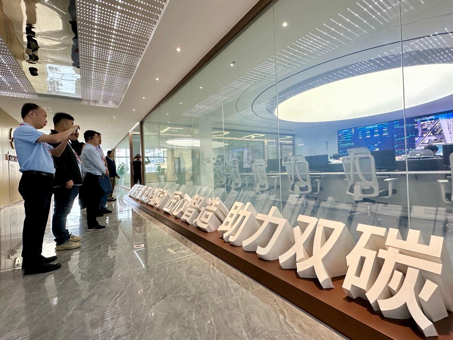 在走赣州富尔特前，我不太知道什么是稀土，稀土有啥作用？#不忘来时路奋进新征程主题