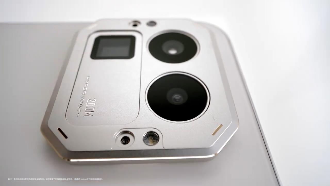 原来真我 GT8 Pro 还能替换的摄像头 deco 样式还有这么多，我觉得真我