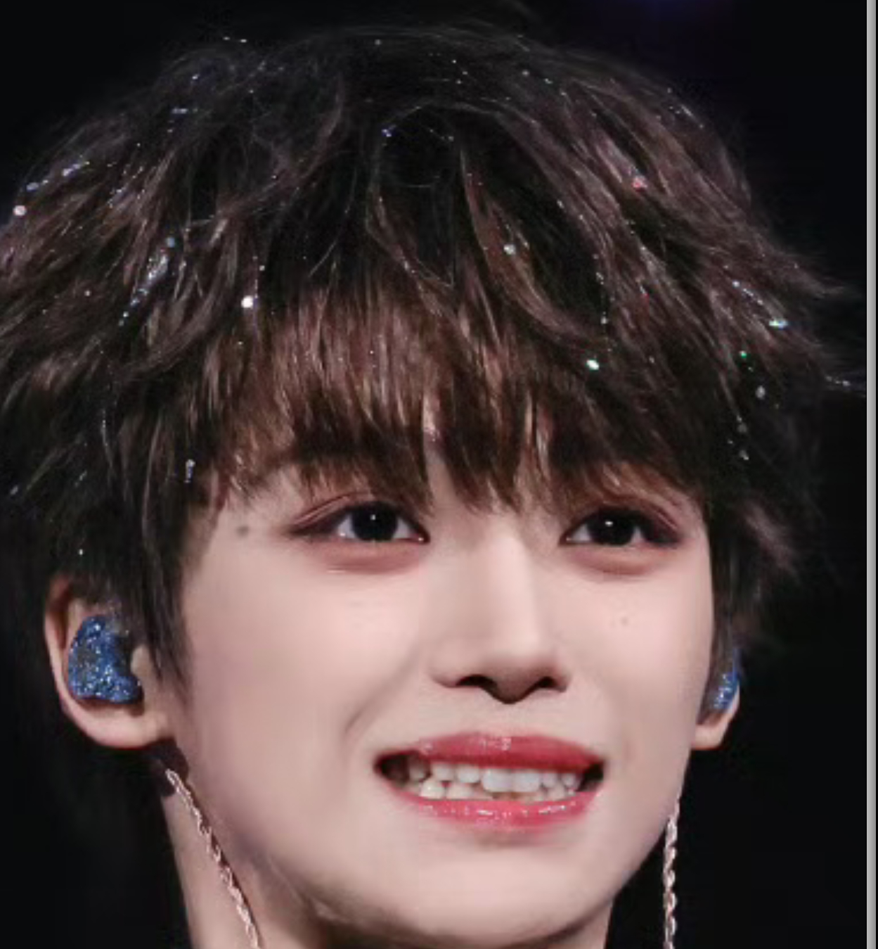 粉丝那里存的图 