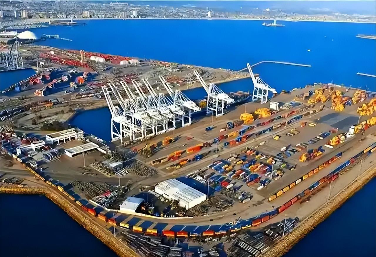 澳大利亚再提收回达尔文港，中方强势回应！

据彭博社消息，肖千大使1月28日在堪