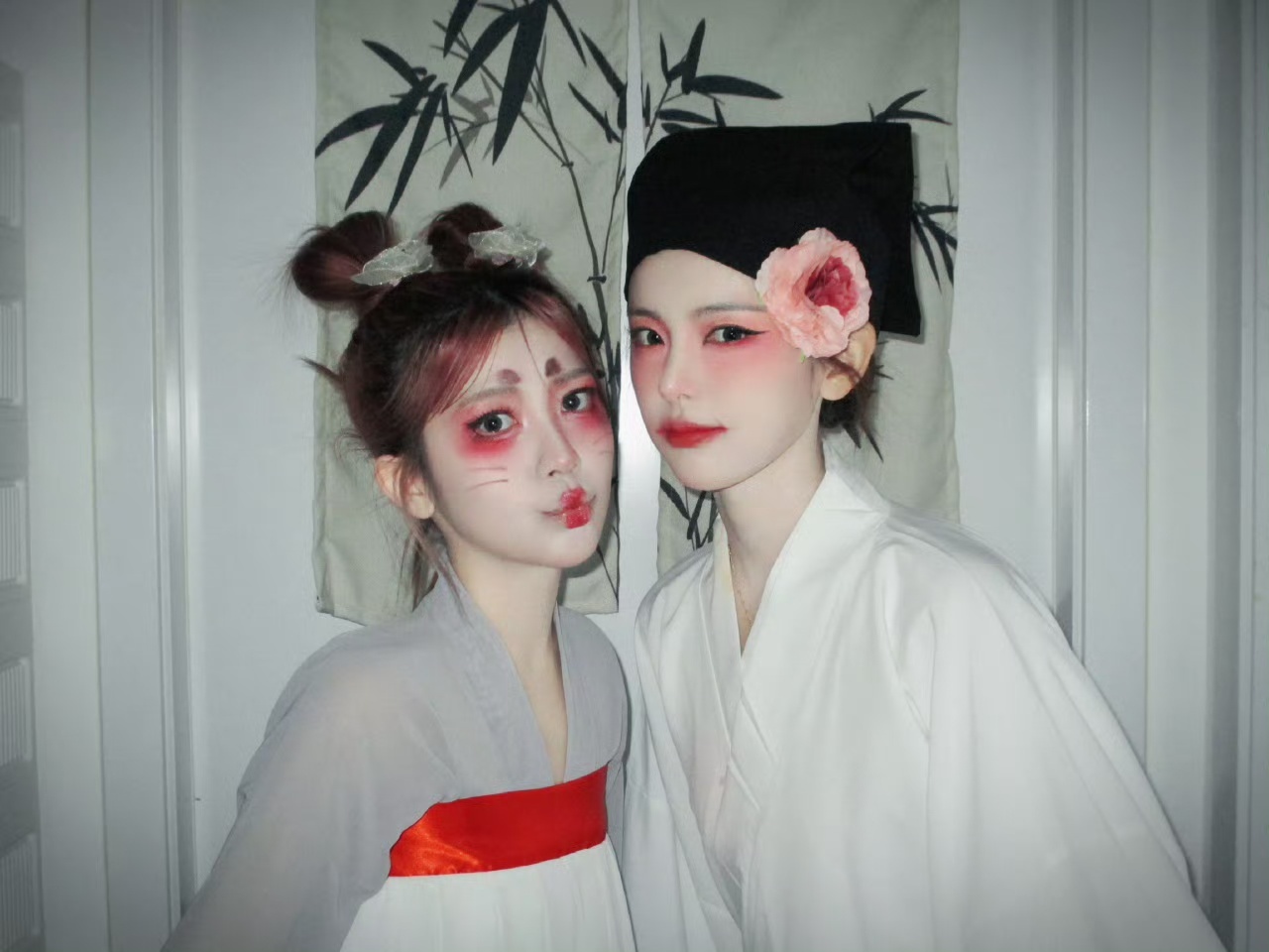 娱乐[超话]杨超越赖美云cos杨超越赖美云狐狸书生和兔子小姐杨超越赖美云狐狸书生