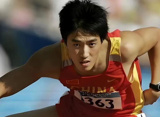 刘翔退役后长期住在美国，在那里买了房子，生活重心也明显转向了美国。不过让人觉得奇