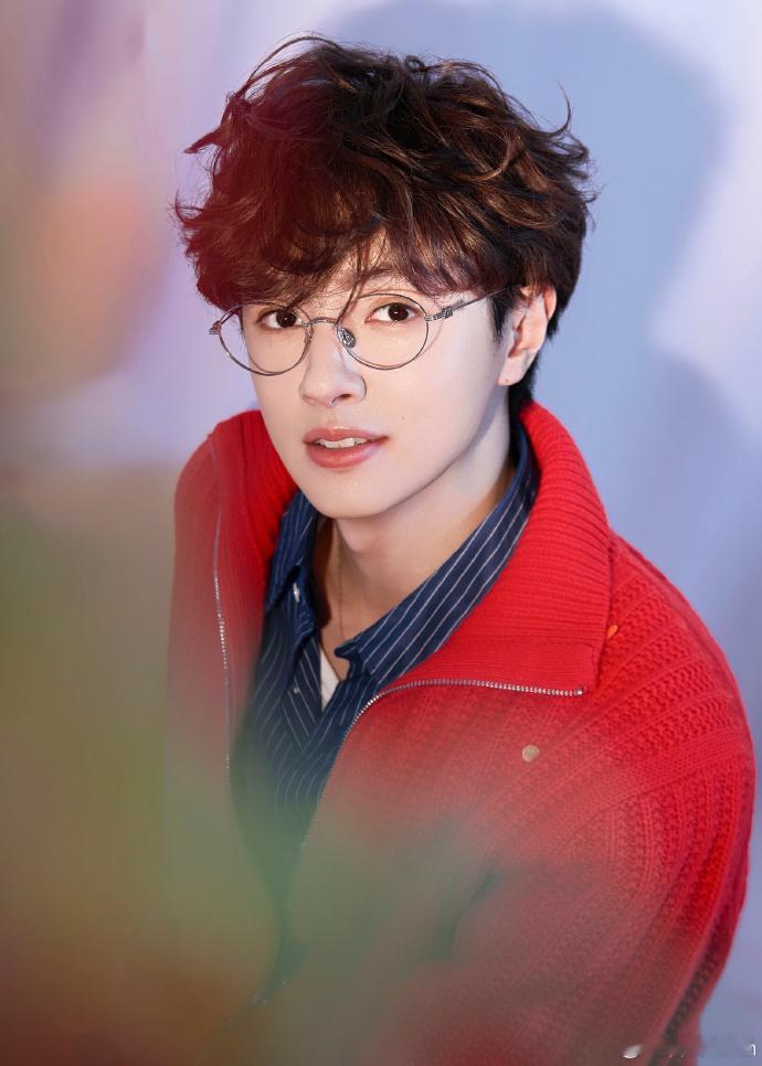 继EXO的E不发音后陈也不发音 继EXO的“E”不发音之后，娱乐圈又来了“陈”不