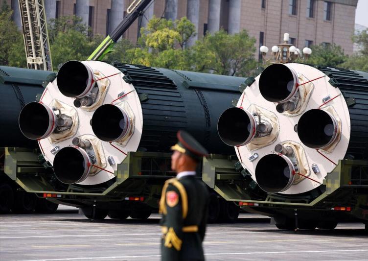 新加坡联合早报3月26日晚报道，日本著名智库笹川和平基金会发表的研究报告称，中国