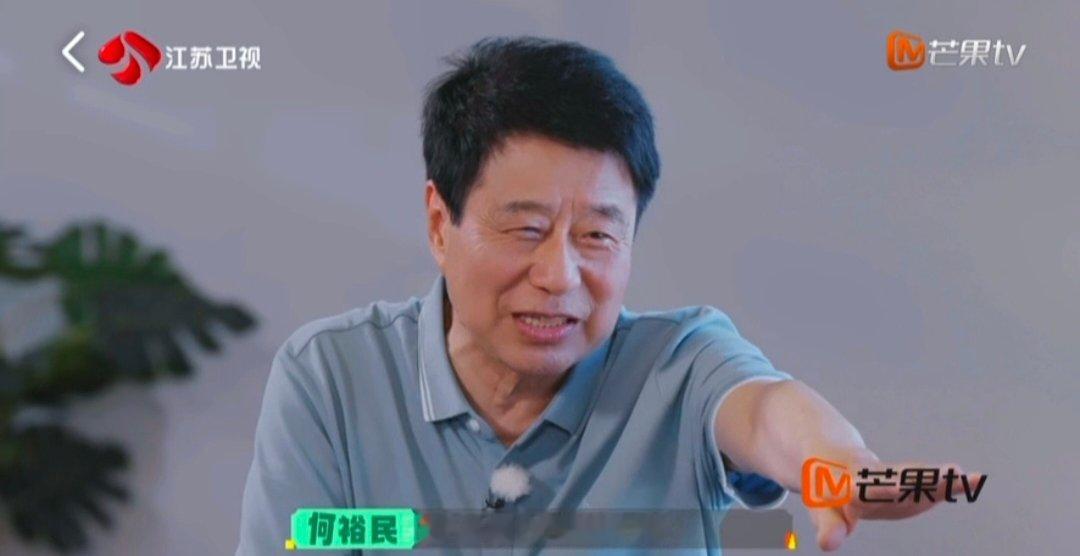 陈妍希自曝经常熬夜爱玩手机陈妍希说经常熬夜玩手机 《莫离》没想到荧幕前的她，私下