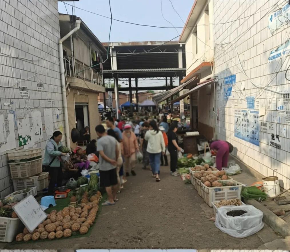 才刚下楼溜达，遇到哈尔滨老乡伺候脑溢血后遗症老爷子的63岁小娟妹子了。
她跟80