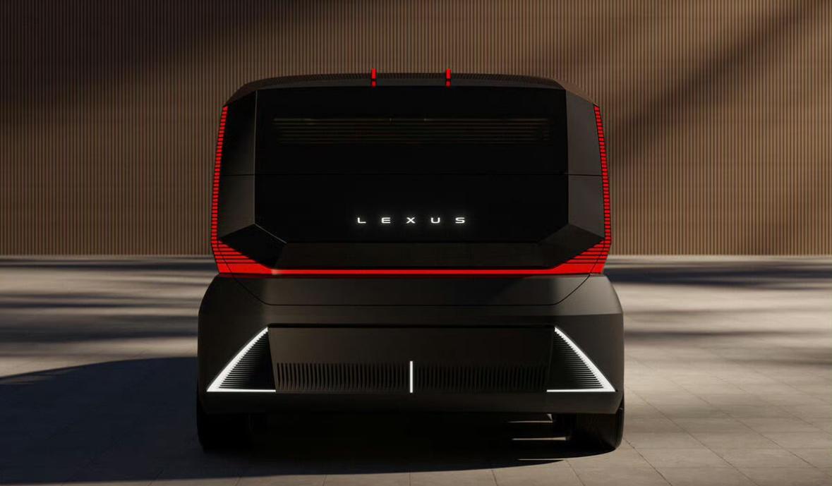 一辆车想要好看帅气，那就必然得牺牲一些空间。所以这也是MPV的痛点，因为要保证足