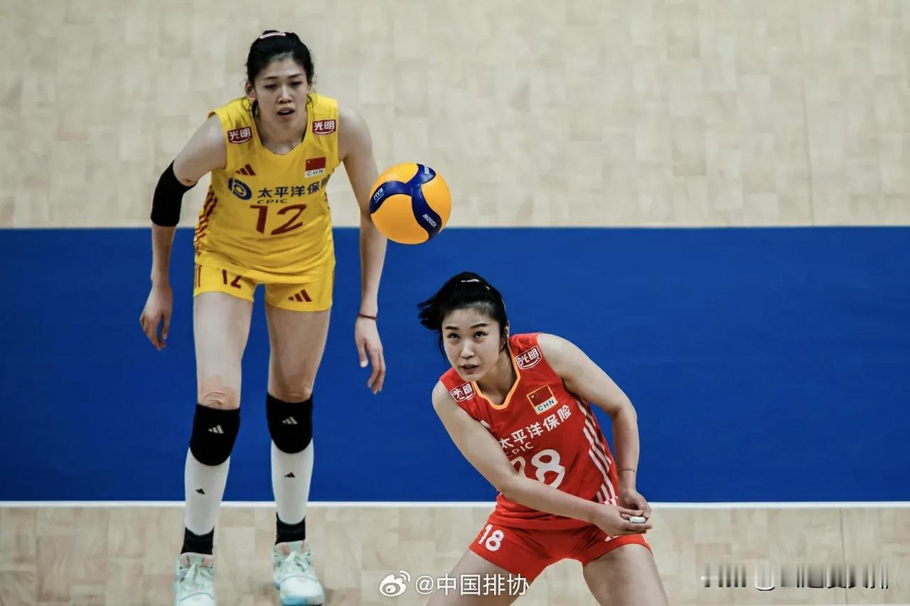 唉！中国女排复仇加拿大失败。
加拿大女排球风是不是克中国啊！感觉今天中国女排心态