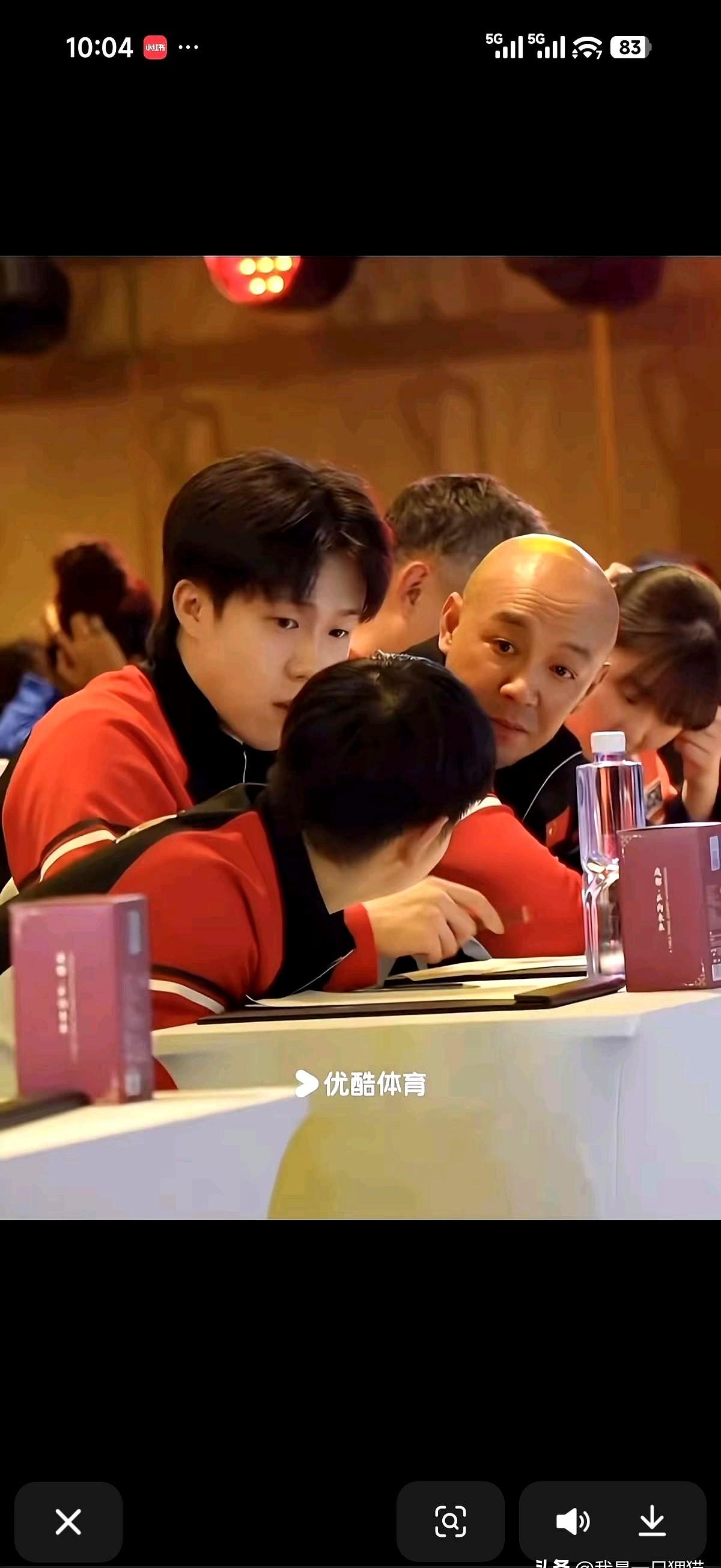 孙颖莎打球，简直是给王楚钦现场开小灶。

2024年巴黎奥运会混双决赛，莎头组合