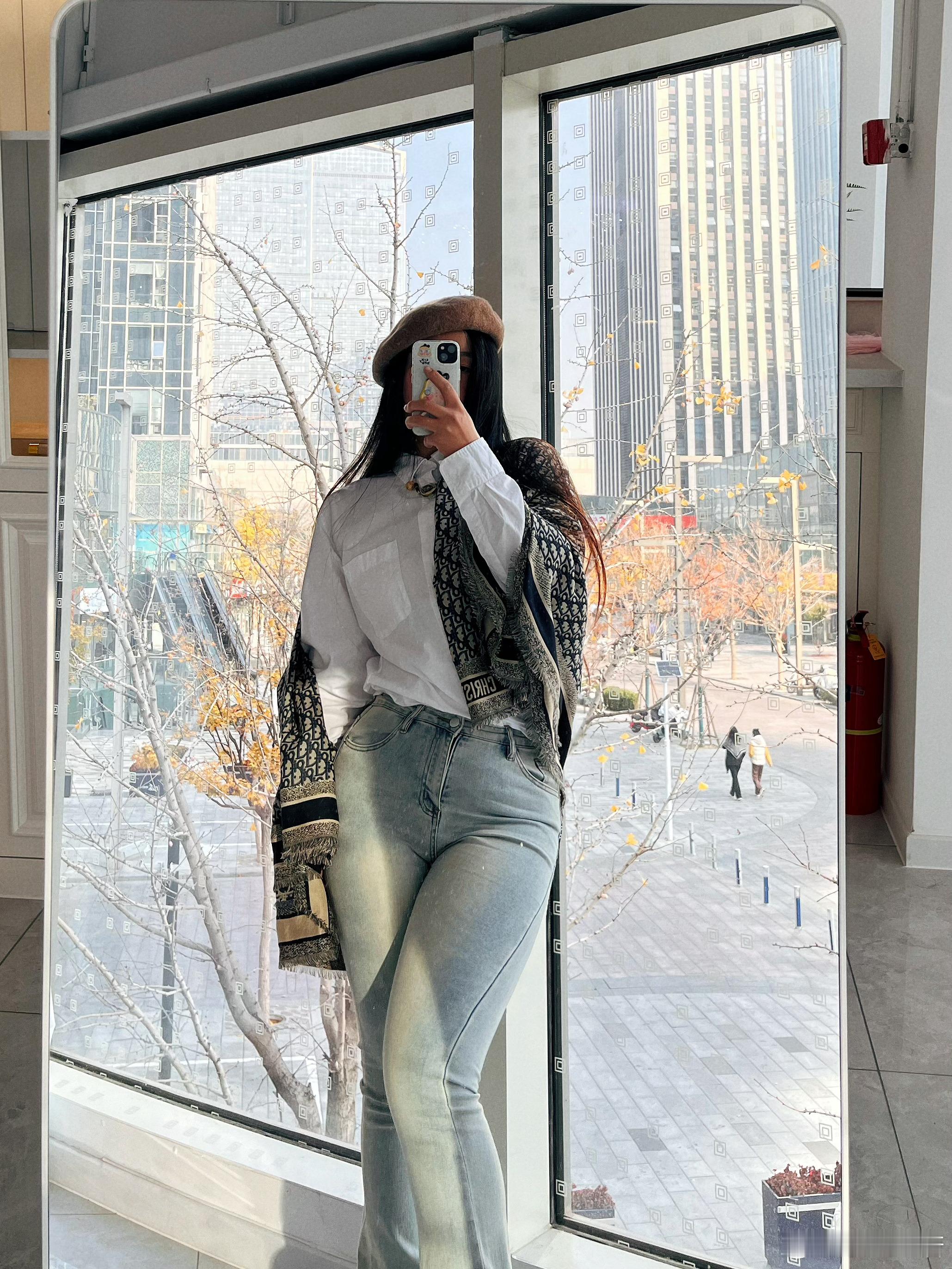 见证了一颗树的春夏秋冬 