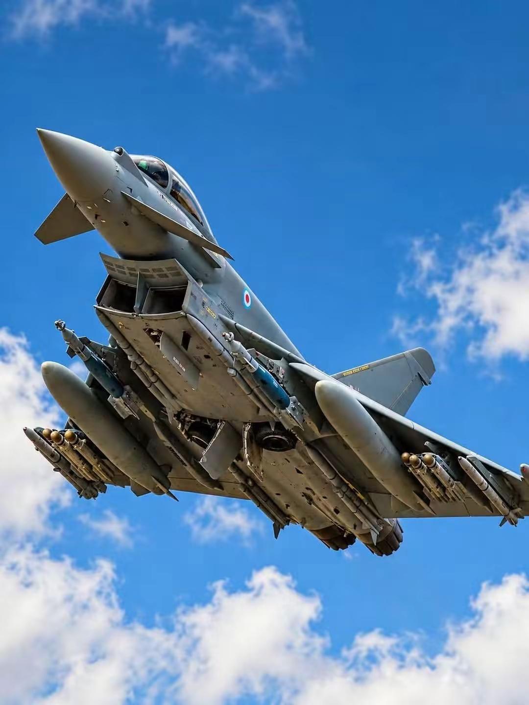 欧洲台风。英国皇家空军欧洲战斗机台风（Eurofigther Typhoon）装