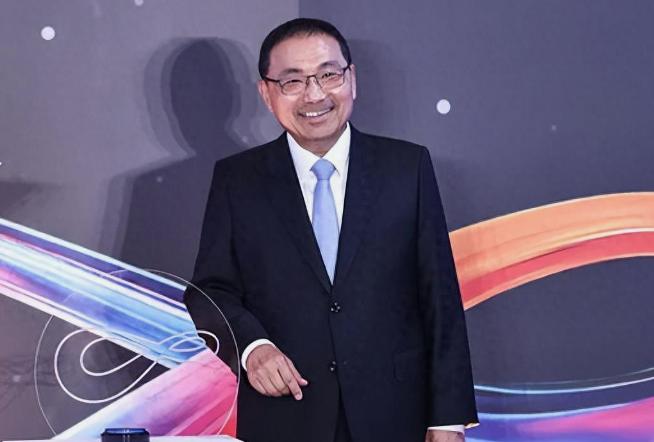 卢秀燕表态后，侯友宜秒怂；郑丽文整顿国民党，傅崐萁出手成关键。

郑丽文当选国民