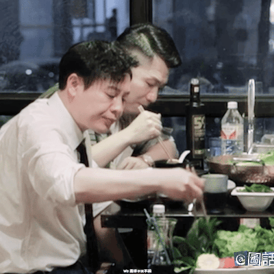 张颂文：生菜挺好，来一点！