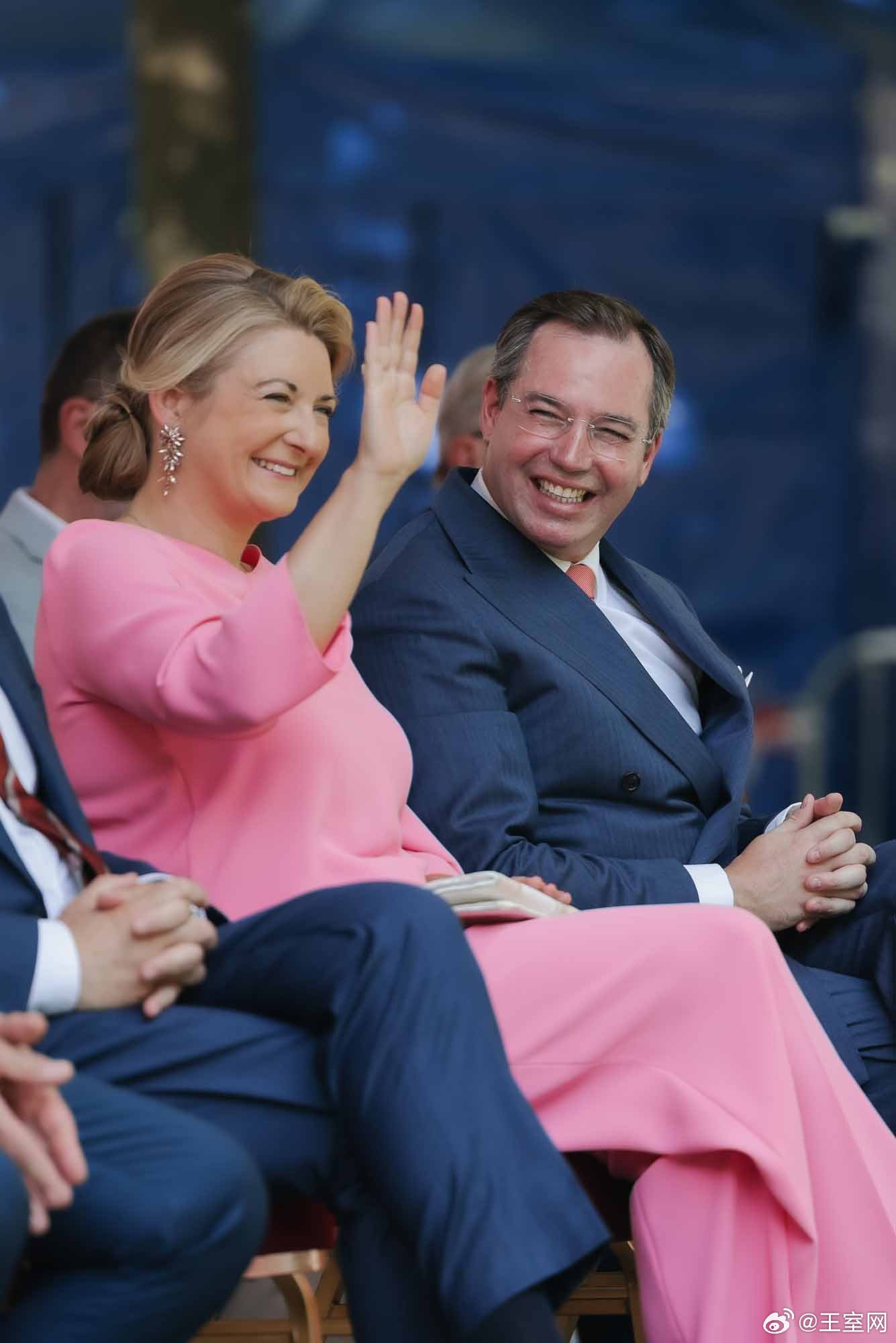 卢森堡王室 🇱🇺6月22日，纪尧姆大公和斯蒂芬妮大公夫人出席国庆节前夕的活动